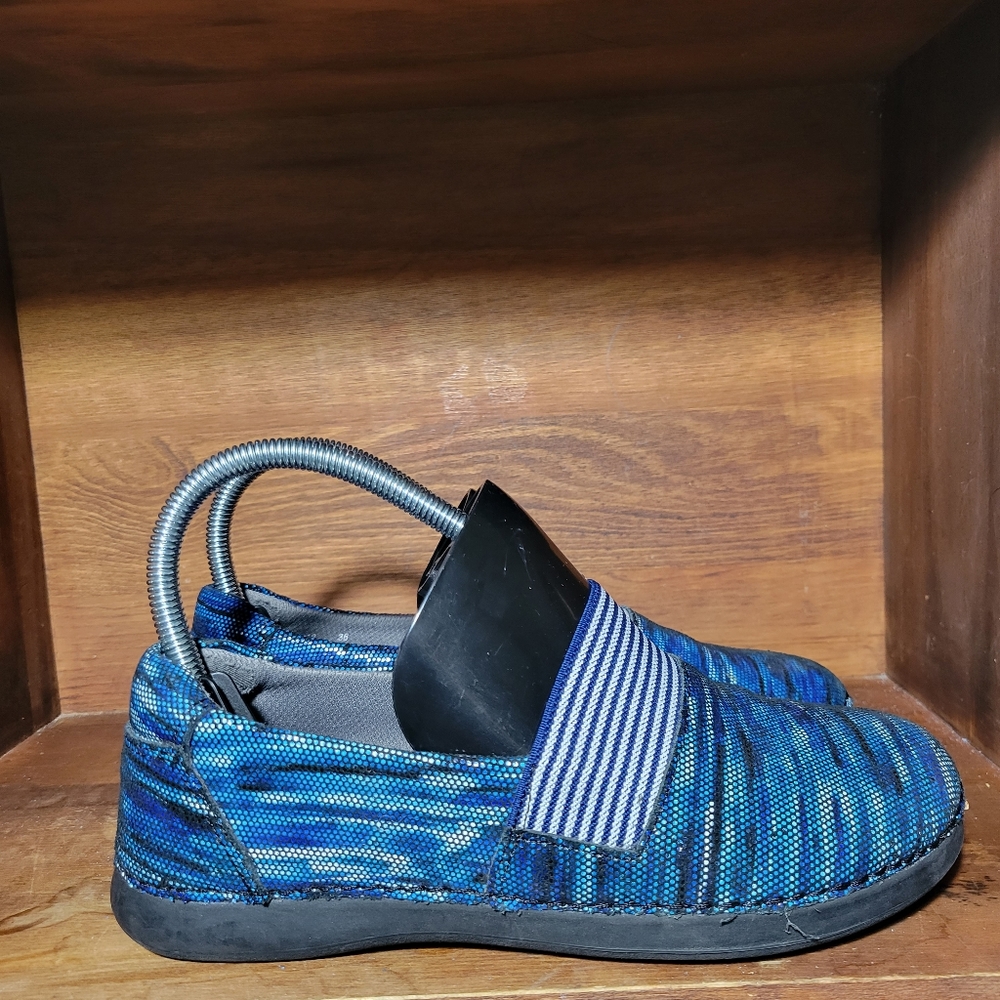 Algeria Debra Way Slip on Flats Sz 5.5